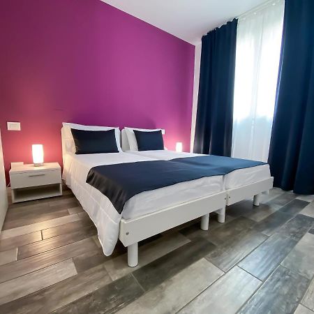 Bonne Nuit Guest House Azzano San Paolo Esterno foto