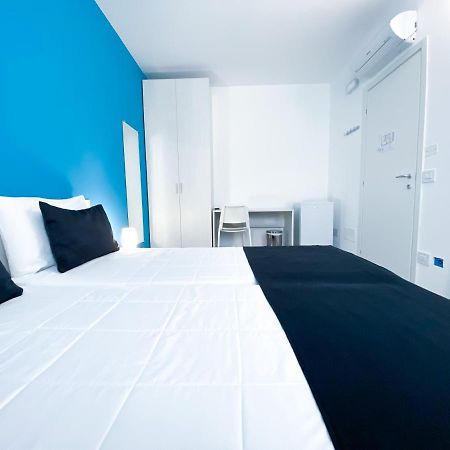 Bonne Nuit Guest House Azzano San Paolo Esterno foto