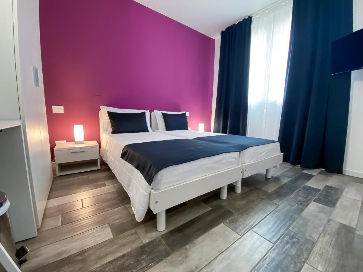 Bonne Nuit Guest House Azzano San Paolo Esterno foto