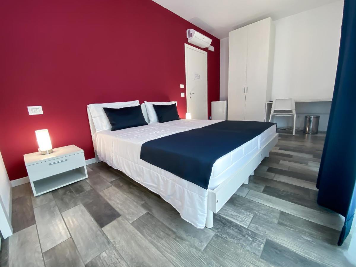 Bonne Nuit Guest House Azzano San Paolo Esterno foto